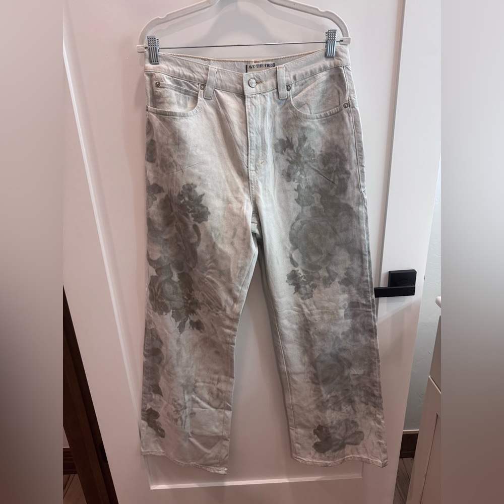 Free People Tinsley Printed Baggy jeans MSRP $198 - Picture 2 of 4